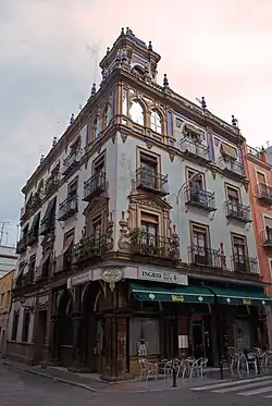 Casa Anastasio Martín Serrano, 1925-1926 (Sevilla)[41]​