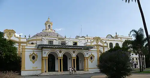 Fachada noroeste del edificio.