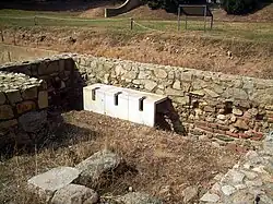 Letrinas (latrinae).