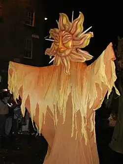 Una representación de la diosa catalána del sol