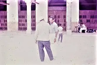 Fotografía tomada durante el rodaje de "Adieu Bonaparte" en 1984. Imagen cedida por el autor.