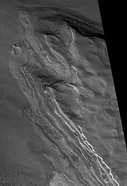 Característica optimizada de Chasma Boreale, vista por HiRISE .