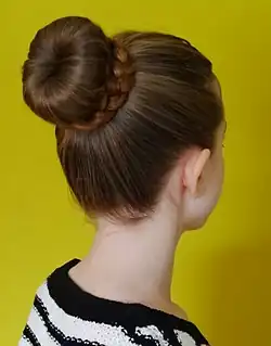 Trenza con moño