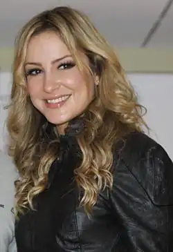 Claudia Leitte ( 1 )