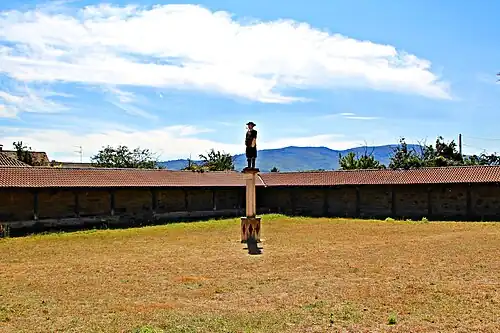 Claustro maragato en Luyego