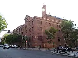 Colegio Sagrado Corazón, en el n.º 62
