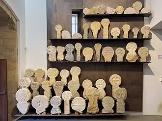 Estelas funerarias vascas