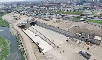 Comienzo del Gran Túnel Línea Amarilla