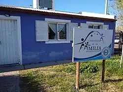 Ubicada en la intersección de las calles Islas Malvinas y Alsina