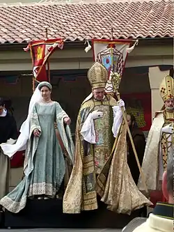 Varios obispos y damas