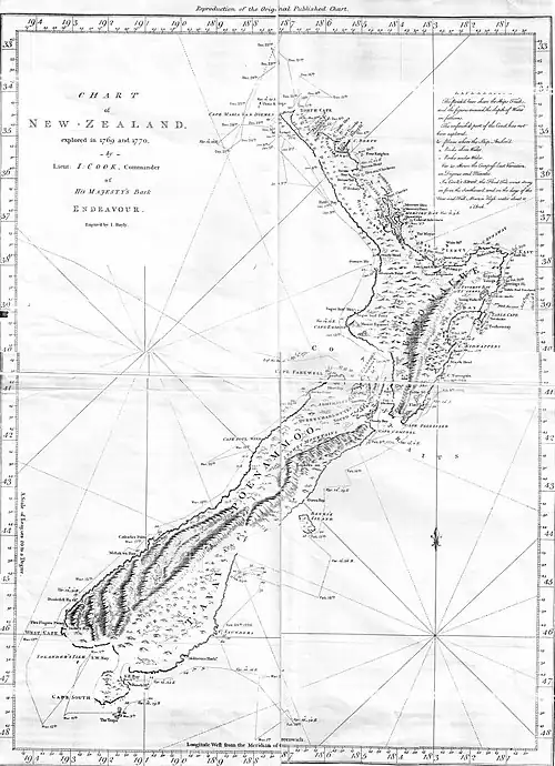 Grabado de John Bayly del clásico mapa de Nueva Zelanda realizado por James Cook y su sobrino Isaac Smith, que muestra el recorrido del HMB Endeavour del 6 de octubre de 1769 al 1 de abril de 1770 alrededor de las dos grandes islas neozelandesas y publicado en el relato del viaje editado por John Hawkesworth en 1773.