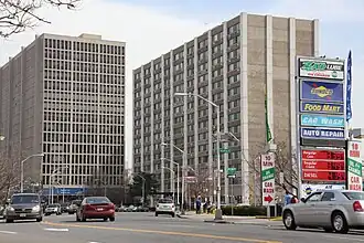 Vista hacia el oriente de la calle Court, a la altura de la calle Nevada
