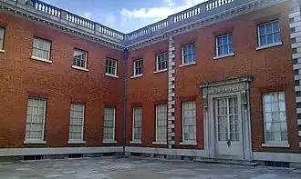 Patio de la mansión