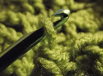 Hilo acrílico verde