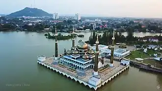 Vista aérea de la mezquita de Cristal.