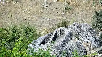 Sepultura excavada en la roca.