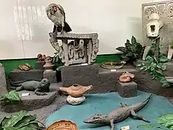 Diorama fauna y arte precolomino
