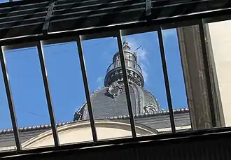 Cúpula del edificio principal.