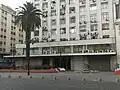 Fachada del edificio de Calle Agustinas 785, propiedad del Club Hípico de Santiago.