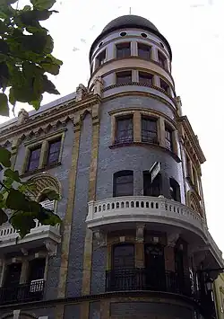 Casa de La Bola (1907).