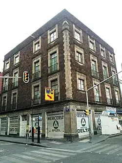 Edificio Neocolonial del arquitecto Juan Sordo Madaleno