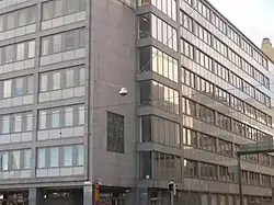 Relieve en la Fachada de las oficinas de la FAA