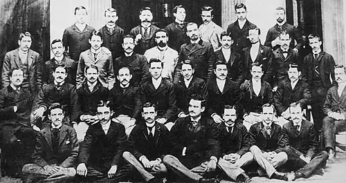 Foto del cuerpo de abogados que se recibieron en 1891, entre ellos Marcelo T. de Alvear, Tomás Le Breton y Leopoldo Melo.