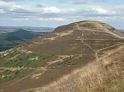 Eildon Hill, un pico triple y un castro con cinco kilómetros de muros.