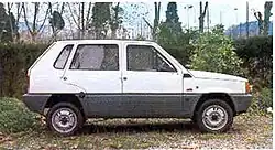 Vista lateral del Emelba Elba 5 puertas.