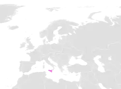 La tortuga siciliana de estanque se encuentra únicamente en Sicilia.