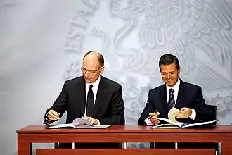 El Primer ministro Enrico Letta y el presidente Enrique Peña Nieto en la Ciudad de México; 2014.