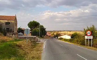 SG-P-2222 a su paso por Adrada de Pirón