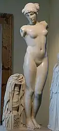 La Venus Esquilina, copia romana del siglo I d.&nbsp;C. de una obra helenística del siglo I a.&nbsp;C.[88]​
