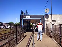 Acceso desde la calle Libertad