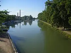 Montech, a orillas del canal de Garona