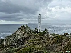 Faro de cabo Home e illas Ons.