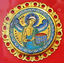 Medallón FIDES et BAPTISMUS del antiguo retablo de san&nbsp;Remaclo, 1150, Museo de las Artes Decorativas de Fráncfort.