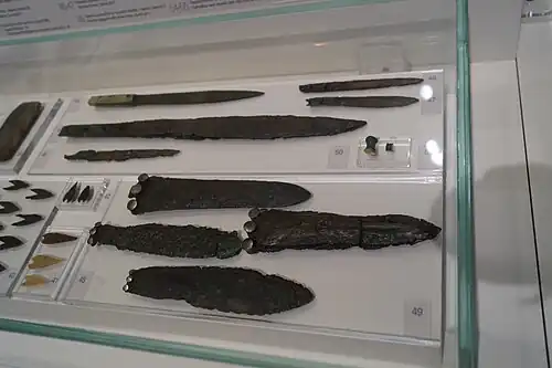 Armas de bronce del tholos de Kazarma (siglo XV&nbsp;a.&nbsp;C.)