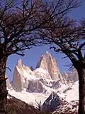 vista del cerro Chaltén desde las cercanías del pueblo.