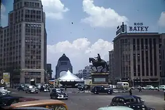 La escultura en 1948, en Paseo de la Reforma y Avenida Bucareli.
