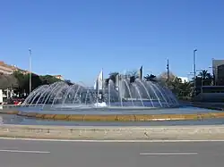 Fuente de la plaza de los Voluntarios (1992), de José María Mercé.