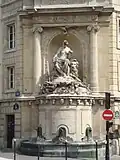 La fuente de Cuvier, en la calle Linnaeus junto al Jardin des Plantes de París,
