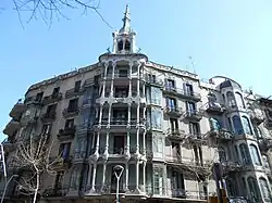Casas Josefa Villanueva (1904-1909), de Julio María Fossas, Barcelona