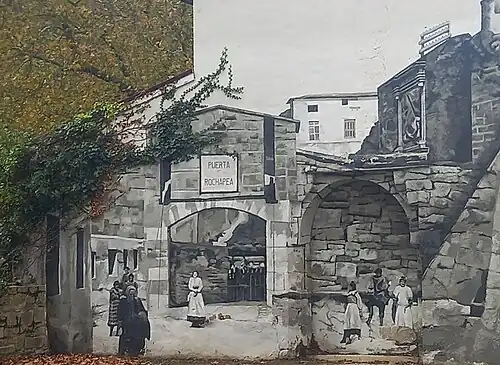 Grafiti reproduciendo el Portal de la Rochapea.