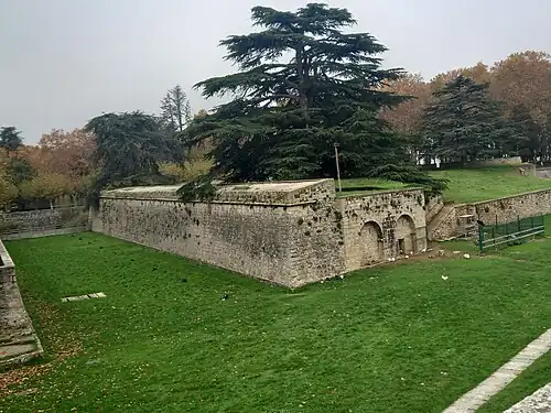 Cara izquierda del revellín de San Roque e inicio de su gola.