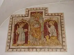 Pinturas de estilo gótico en la cripta.