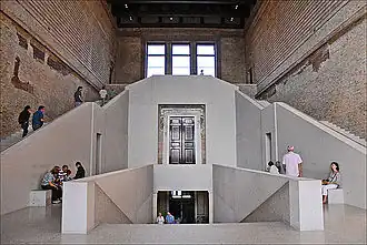 Interior del Neues Museum en Berlín (1997–2009)