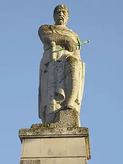 Estatua de Guzmán el Bueno en Tarifa, que adquirió la villa de Ayamonte a finales del siglo XIII.