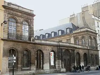 Fachada antes de la restauración.