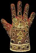 Guante de la coronación imperial.